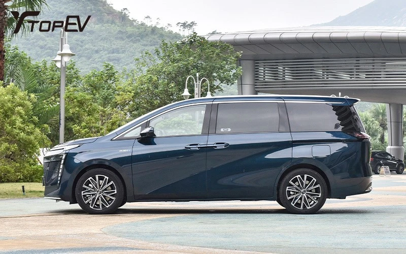 GAC Trumpchi E8 review GAC Trumpchi E8 review
