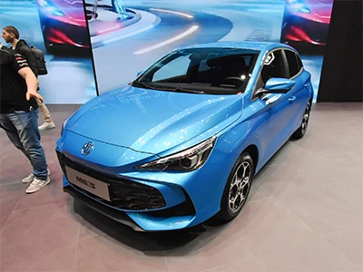 Зарубежные цены на новый MG 3 начинаются примерно от 170 000 долларов.
