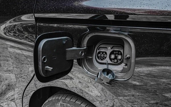 forthing xinghai v9 phev forthing xinghai v9 phev