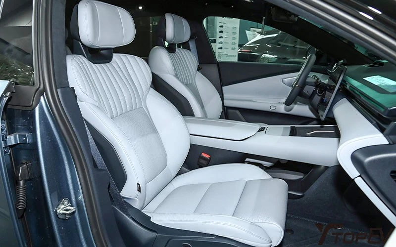 Lynk & Co Z10 space Lynk & Co Z10 space