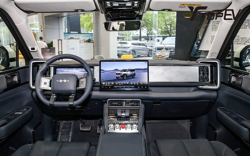 BYD Leopard 5 interior BYD Leopard 5 interior