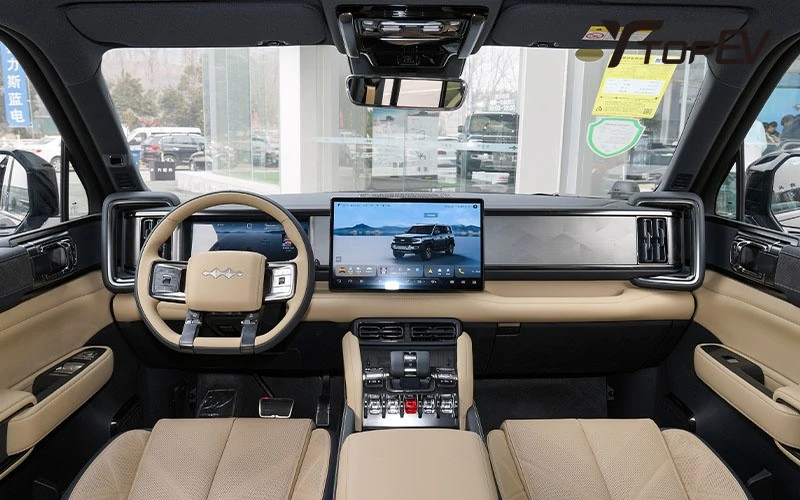 BYD Leopard 5 interior BYD Leopard 5 interior